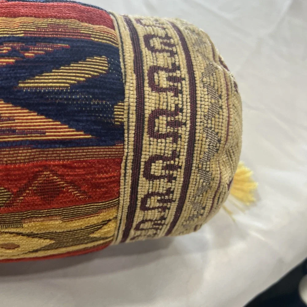 Mayans‎ Boster Embroidery Pillow Cushion Fancy New